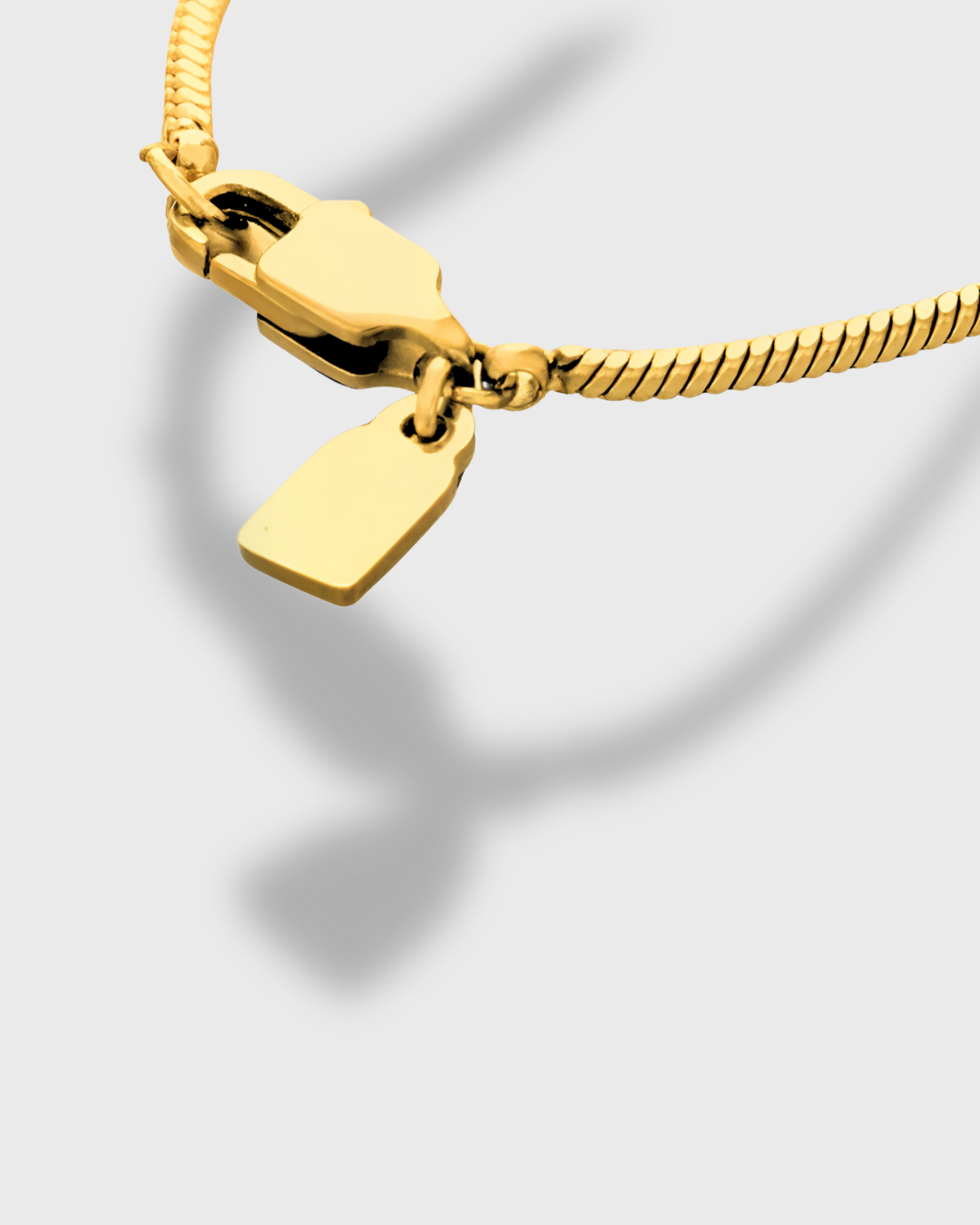 Noxwell Link Square Chain Necklace