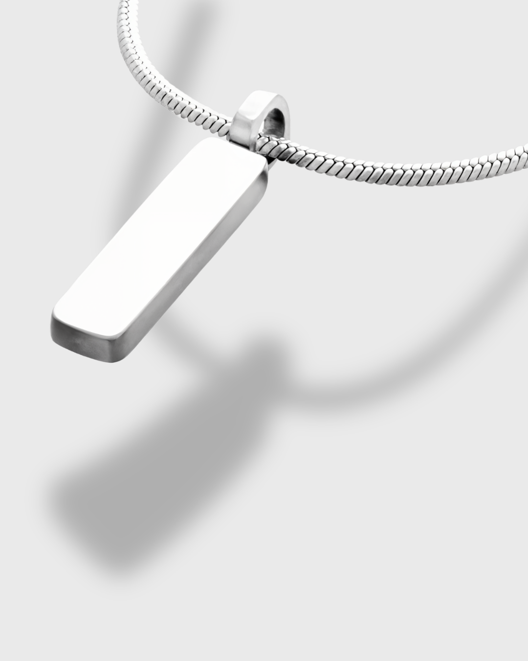Noxwell Halo Pendant Necklace