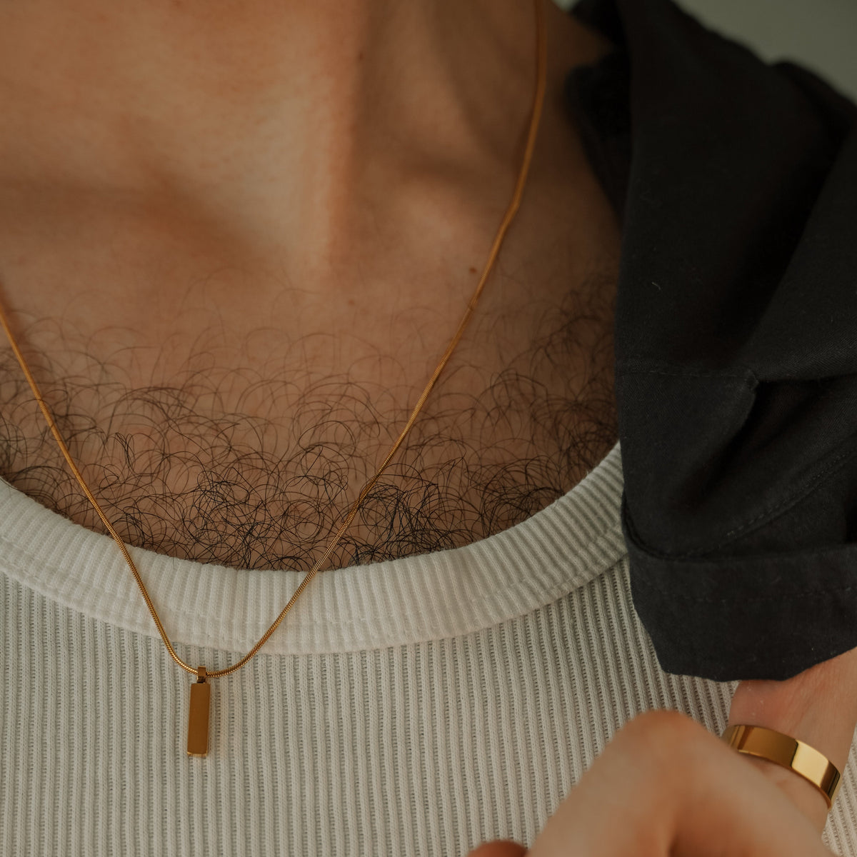 Noxwell Halo Pendant Necklace