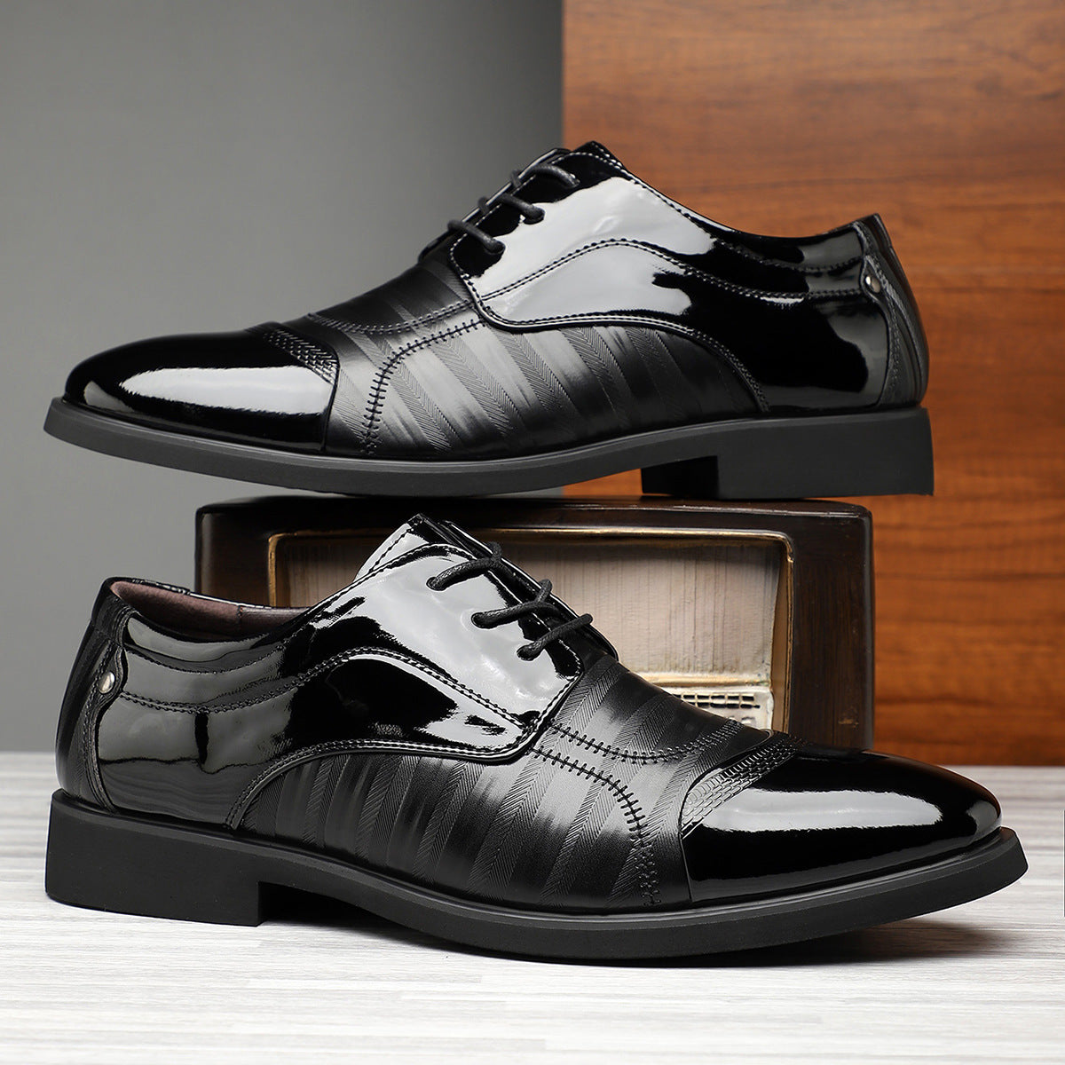 Noxwell Hallmark Executive Oxford